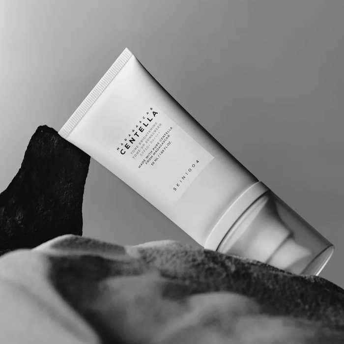 Tone Brightening Tone-Up Sunscreen | Protector solar Ilumina y unifica el tono