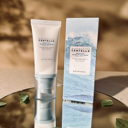 MADAGASCAR HYALU-CICA WATER-FIT SERUM | Protector solar acabado Dewy